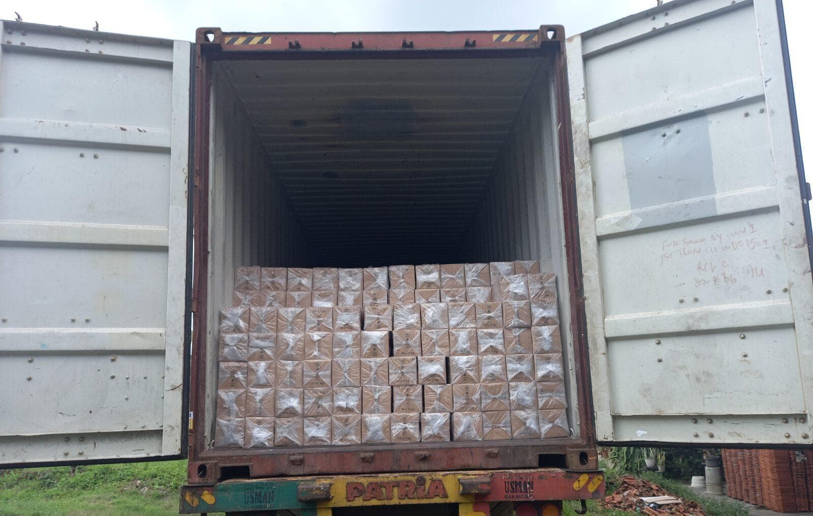 Export container loaded with SancocoInd cartons